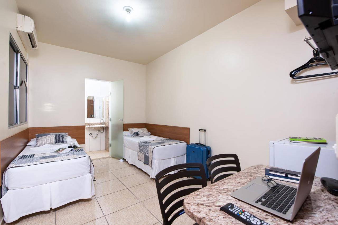 Hotel Pouso Alegre Campo Grande  Екстериор снимка