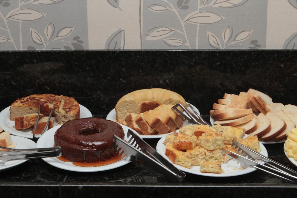 Hotel Pouso Alegre Campo Grande  Екстериор снимка